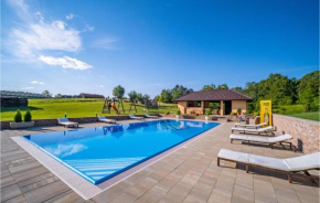 Gorgeous Home In Slunj With Kitchen